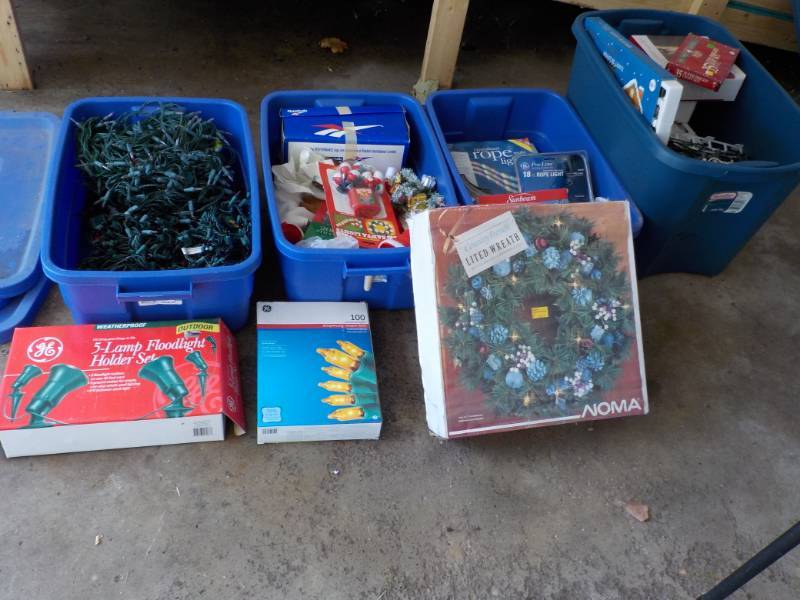 Xmas Lot in 4 Covered Totes...