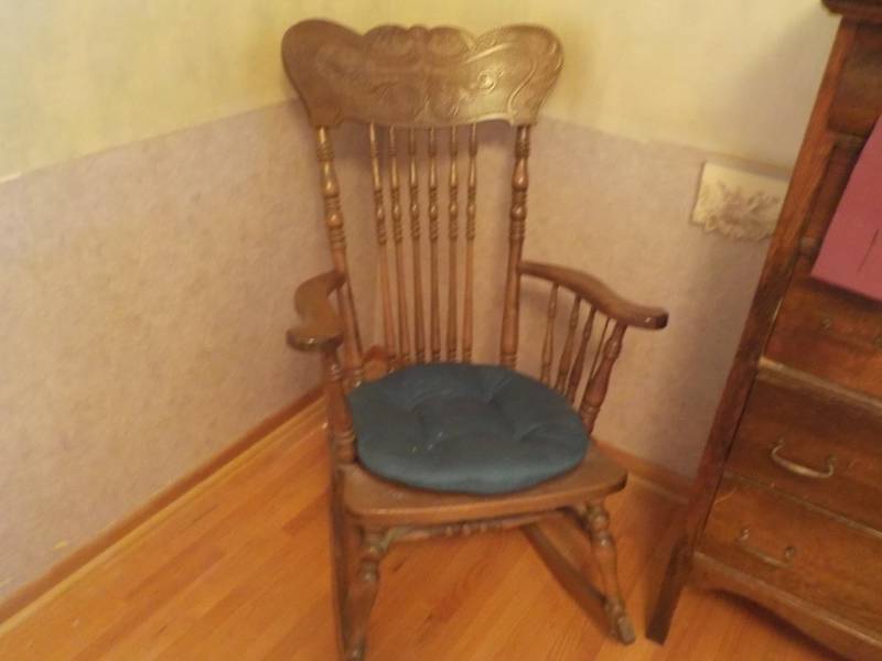 Oak Rocking Chair in excellent cond...