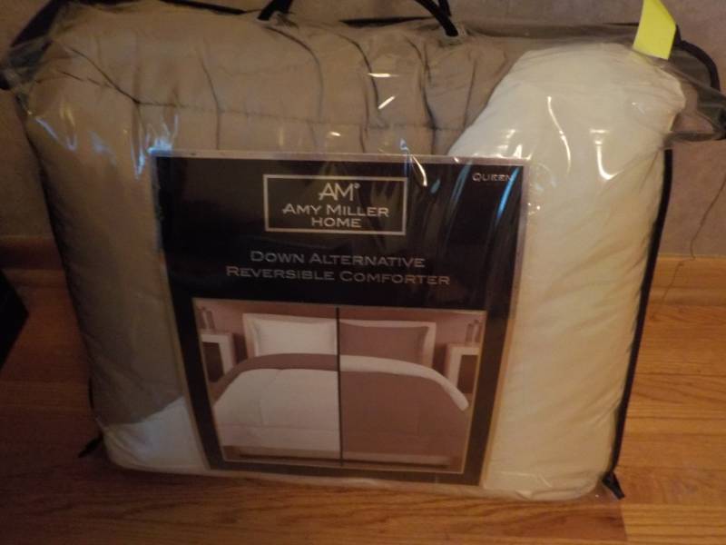 Down Alternative Reversible Comfort...