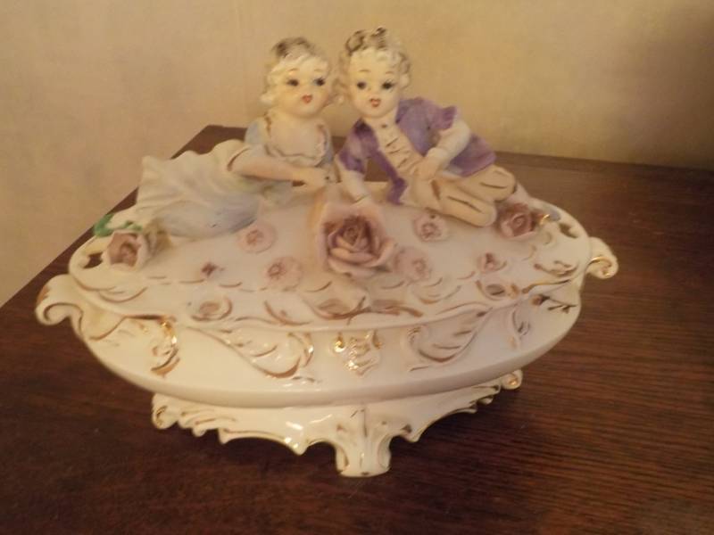 Vintage Bowl and Cover made in Jap...