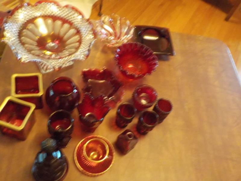 Lot of Rudy Red Crystal, no chips n...