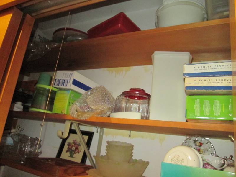 Collection of Tupperware and Home D...