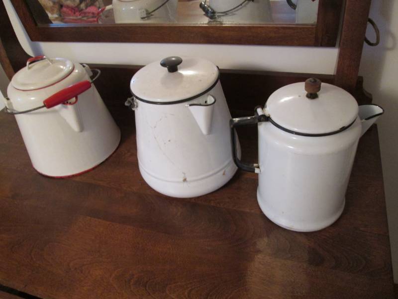 set of 3 Enamel Coffee Pots ...