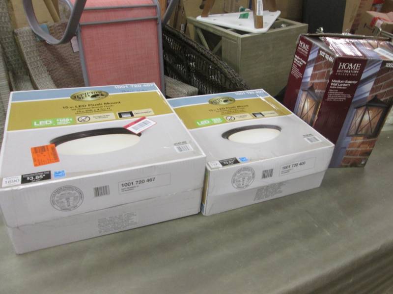 13 & 15 inch Flush Mount Lights- no...