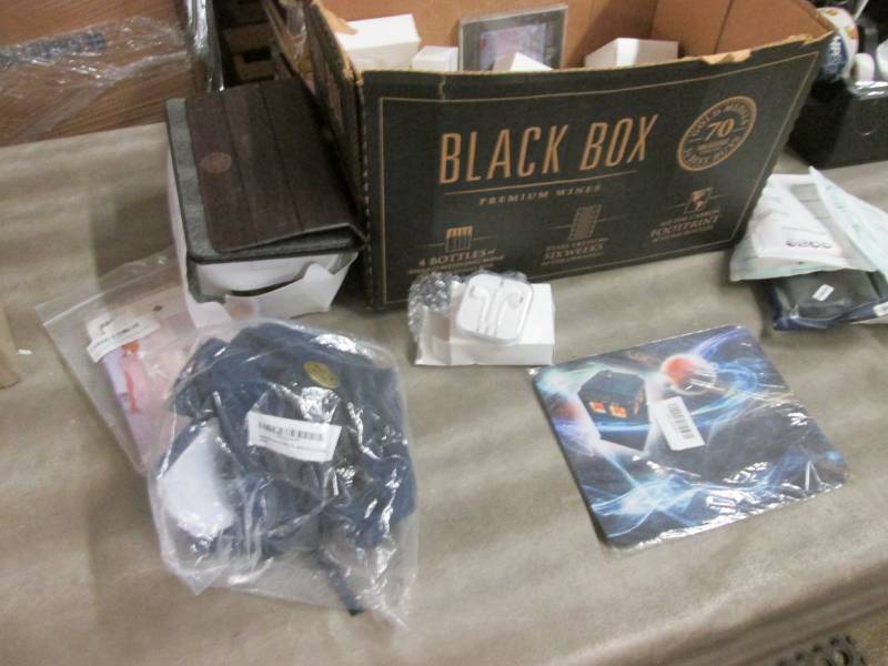 Earbuds, Phone Cases, Mouse pad, N9...