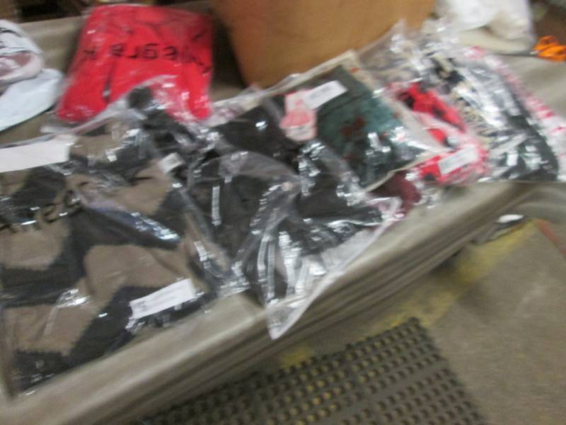 Lot of 12 Assorted Ladies Clothing ...