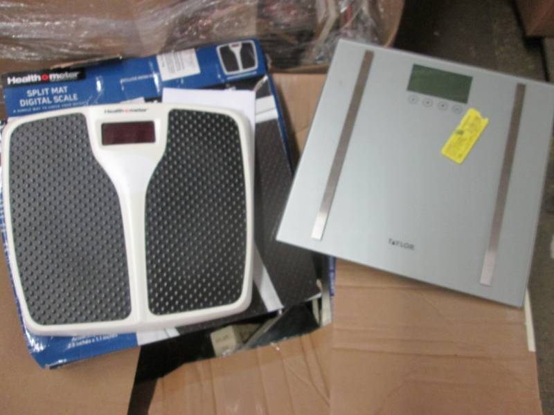 2 Scales...