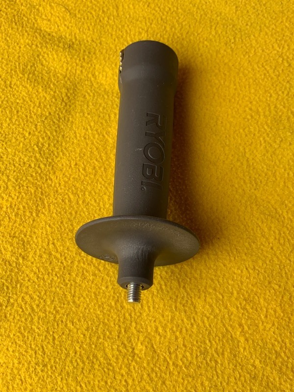 lot 11 image: Ryobi 4-12 Barrel Grip Angle Grinder AG4031G