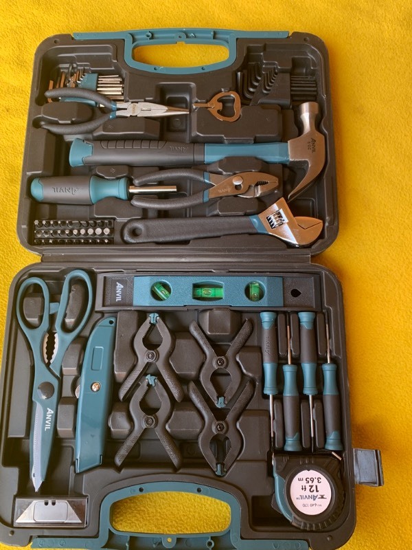 lot 33 image: Anvil 76- Piece Homeowners Tool Set