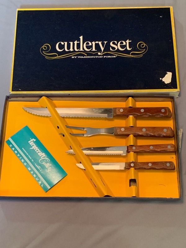 lot 83 image: Lot of Vintage Cutlery Steak and Kitchen knives Fleetwood Handle Forge