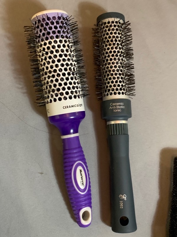 lot 91 image: Large Lot of Ceramic Round Brushes, beauty supplies, Root Boosters.