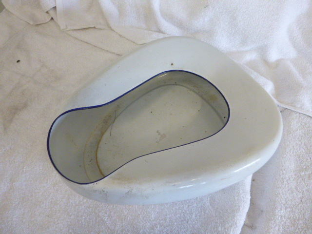 Vintage Porcelain Coated Bed Pan