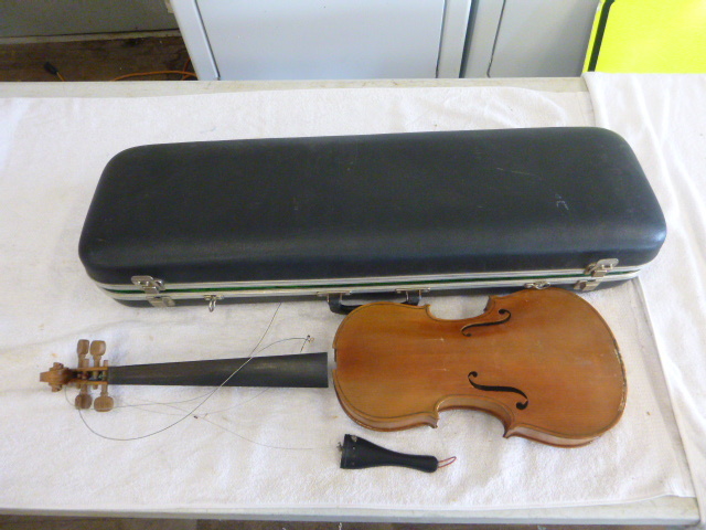 Broken Violin