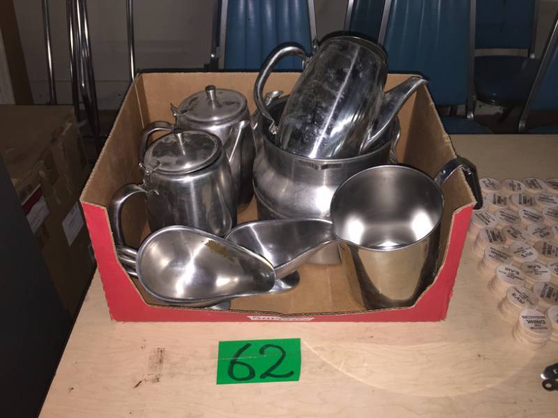 lot 62 image: Misc stainless steel servers