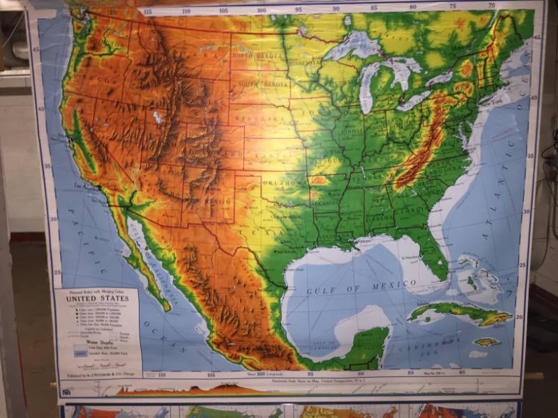 lot 20 image: School Map Mid-Century US 50 States woverlays