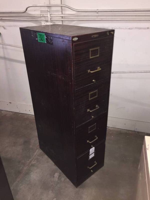 lot 32 image: File Cabinet Mid-Century Four Drawer Columbia Co. Brand Colonial