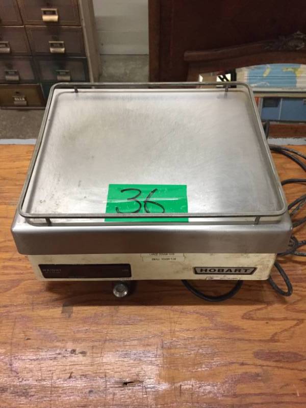lot 36 image: Deli Scale Hobart Electric