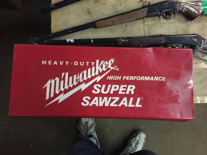 lot 85 image: Sawsall Milwaukee