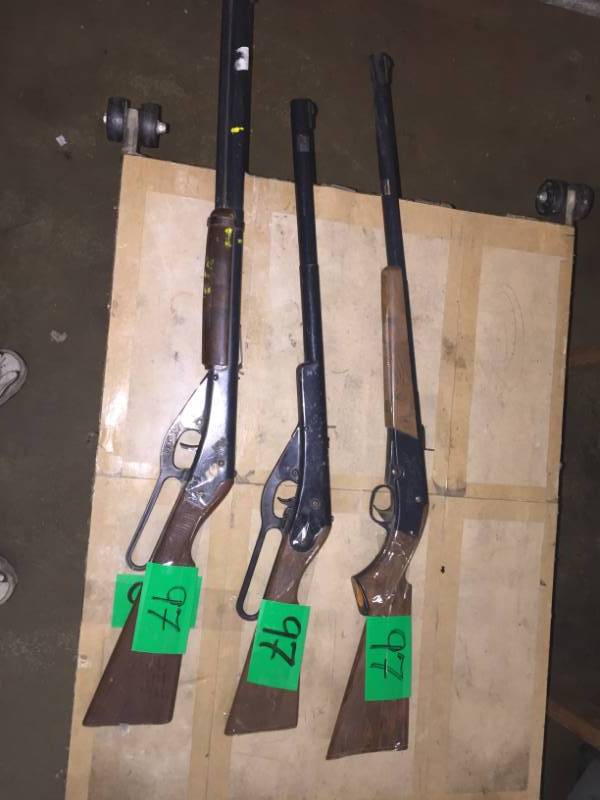 lot 97 image: BB Guns