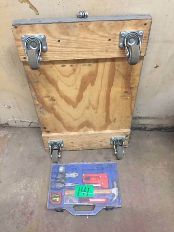 lot 141 image: Dolly, Tool Kit