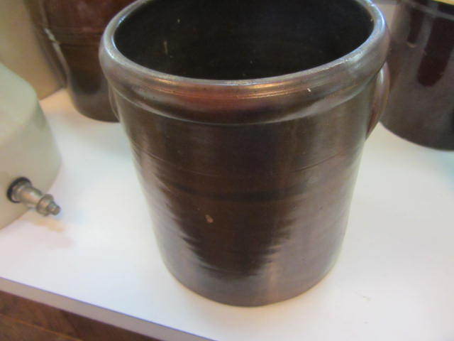 lot 105 image: Brownware Crock