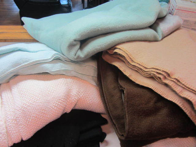 lot 125 image: Blankets