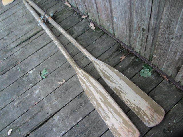 lot 45 image: Boat Oars