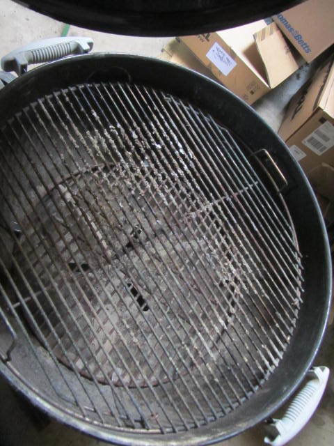 lot 143 image: Weber Grill