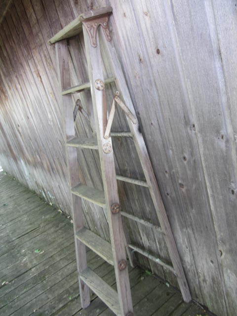 lot 146 image: Step Ladder