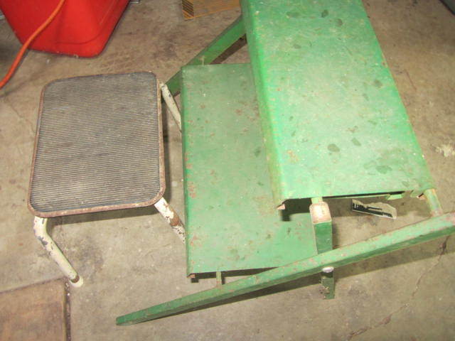 lot 175 image: Stools