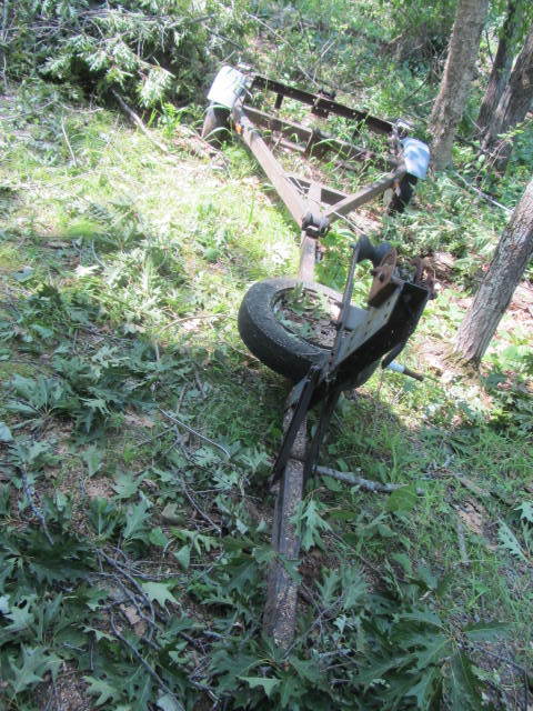 lot 183 image: Boat Trailer