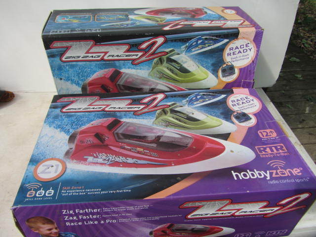 lot 155 image: Zig Zag RC Boats