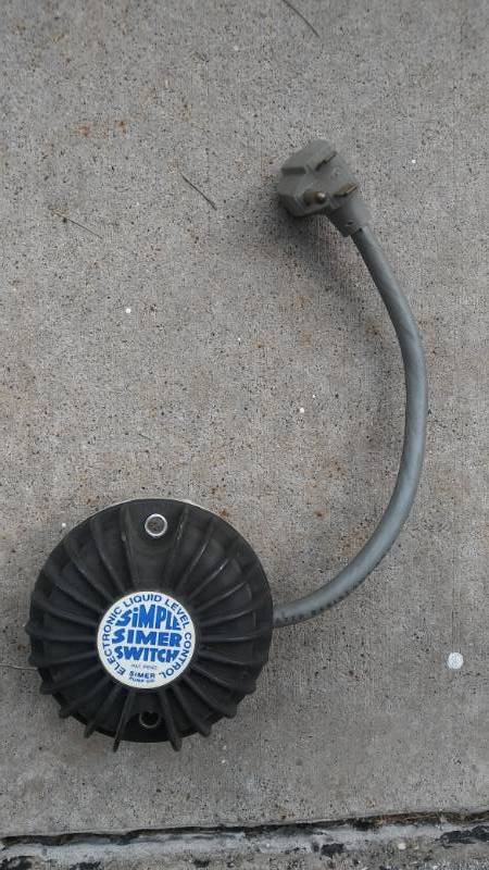 Simer Electronic Liquid Level Control model SSS - 11