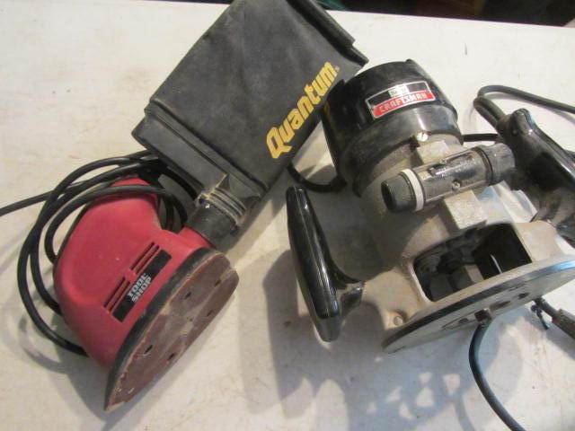 lot 19 image: Craftsman Router & Sander