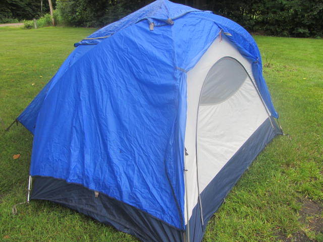 lot 31 image: Comet CD Tent