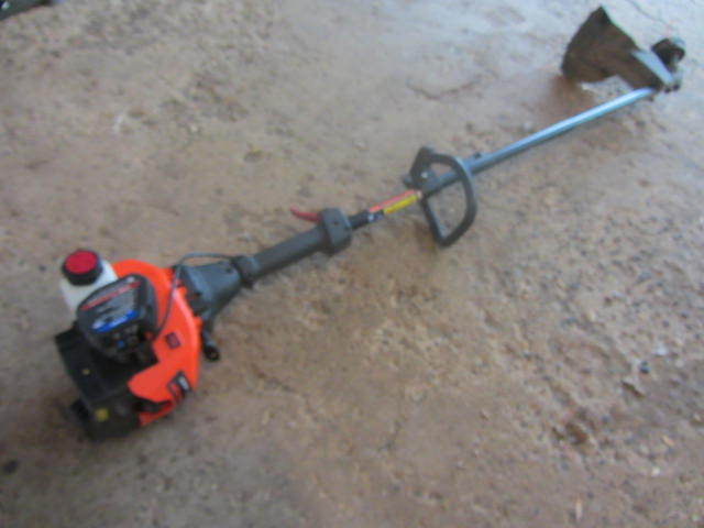 lot 37 image: Remington String Trimmer