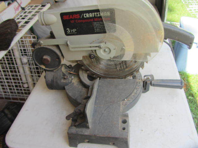 lot 51 image: Craftsman Miter Saw