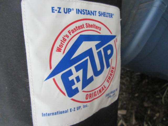 lot 61 image: EZ-Up Shelter