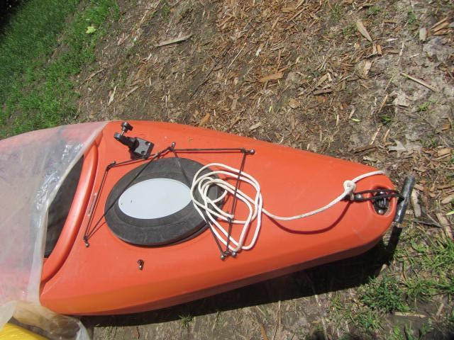 lot 4 image: Viper Kayak