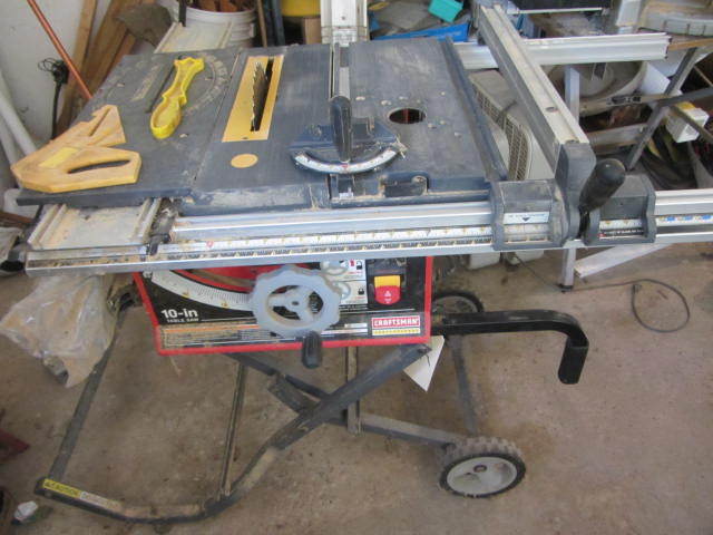 lot 5 image: Craftsman 10 Table Saw