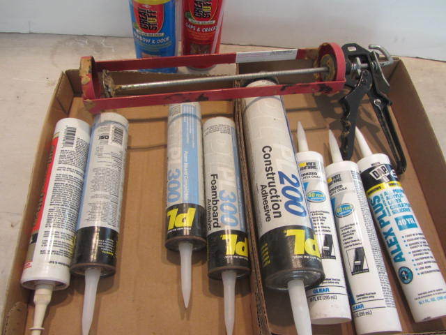 lot 95 image: Great Stuff, Adhesive