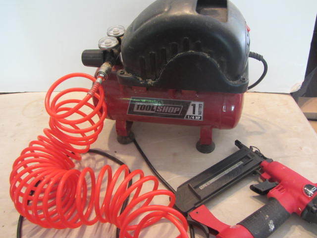lot 151 image: Air Compressor, Brad Nailer