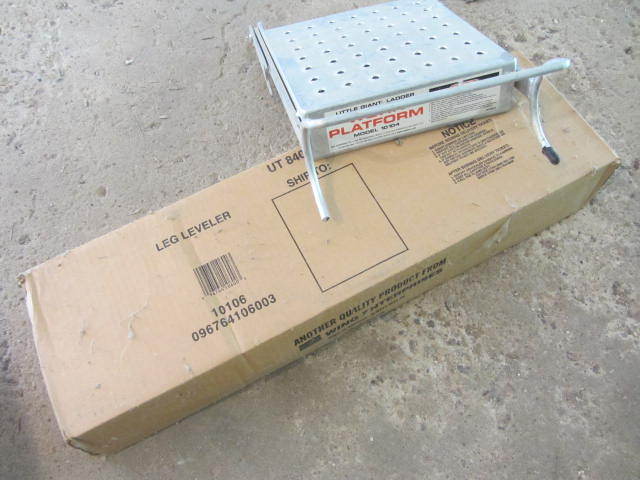 lot 152 image: L.Giant Work Platform, Leg Leveler