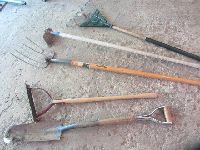 lot 171 image: Hand Tools