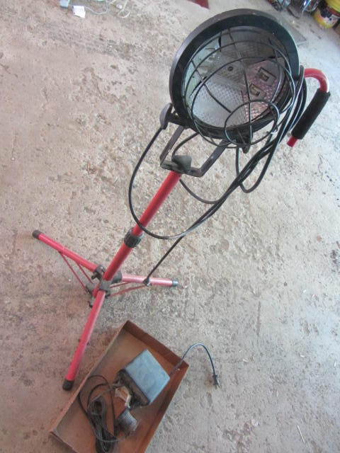 lot 176 image: Halogen Light, Timer