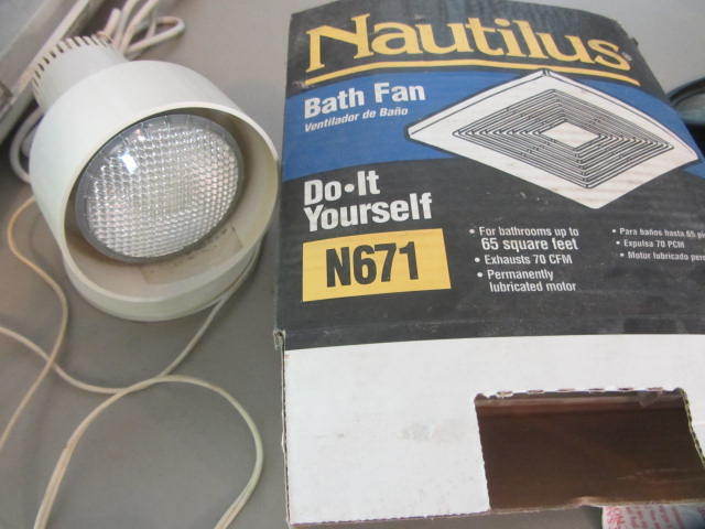 lot 178 image: Bath Fan, Light