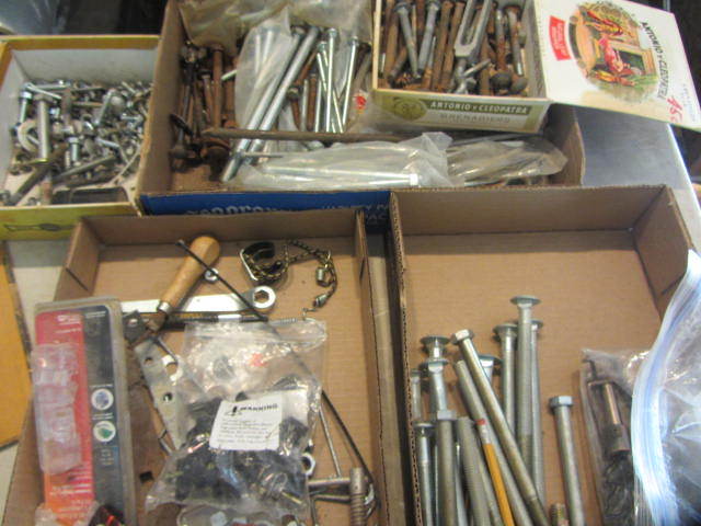 lot 183 image: Lag Bolts & Screws