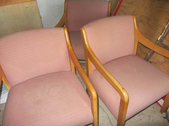 lot 205 image: Reception Chairs