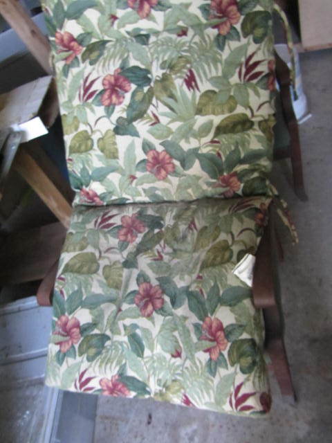 lot 214 image: Chair Cushion