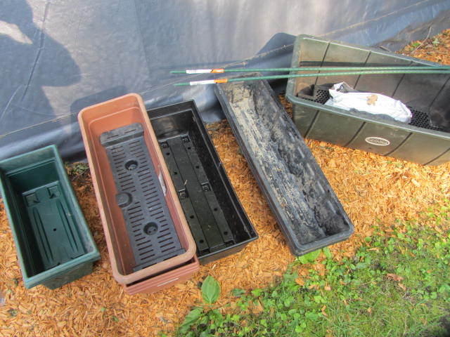 lot 226 image: Box Planters